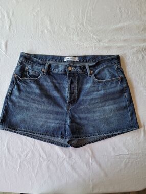 ZARA Denim Women's Shorts - Dark Blue Jean Shorts Size 24